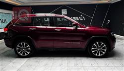 جيب جراند شيروكي